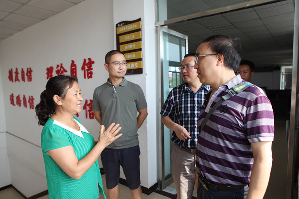 银山镇书记与部分二级学院书记交流沟通.JPG